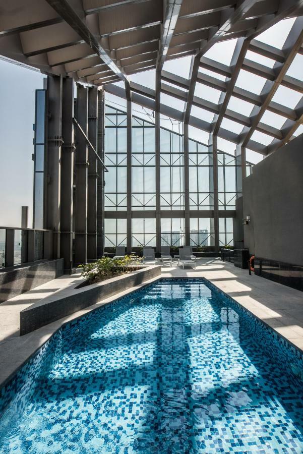 Fantastay Sparkle Tower Luxury 1 Br Dubai Dış mekan fotoğraf