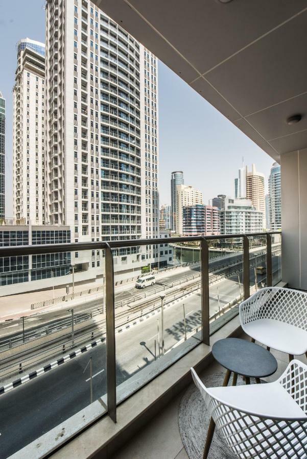Fantastay Sparkle Tower Luxury 1 Br Dubai Dış mekan fotoğraf