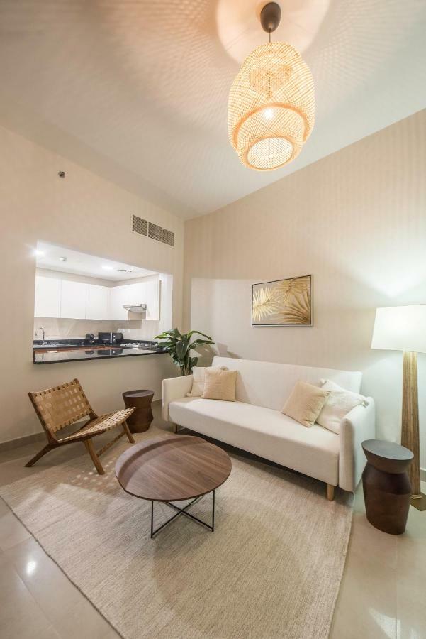 Fantastay Sparkle Tower Luxury 1 Br Dubai Dış mekan fotoğraf