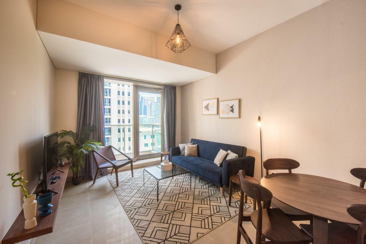 Fantastay Sparkle Tower Luxury 1 Br Dubai Dış mekan fotoğraf